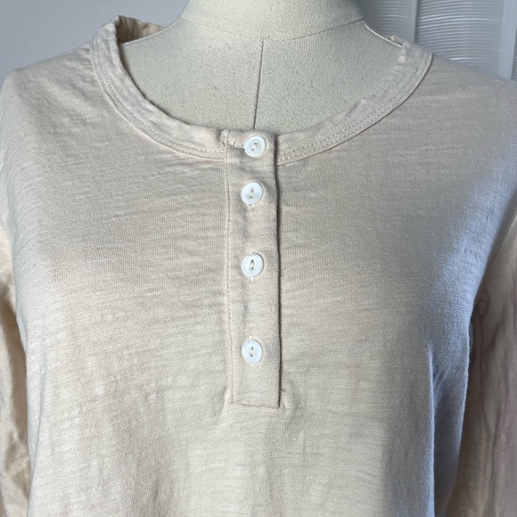 Tuckernuck Pomander Place Long Sleeve Henley Tee Size Small Beige Oatmeal - Picture 4 of 8